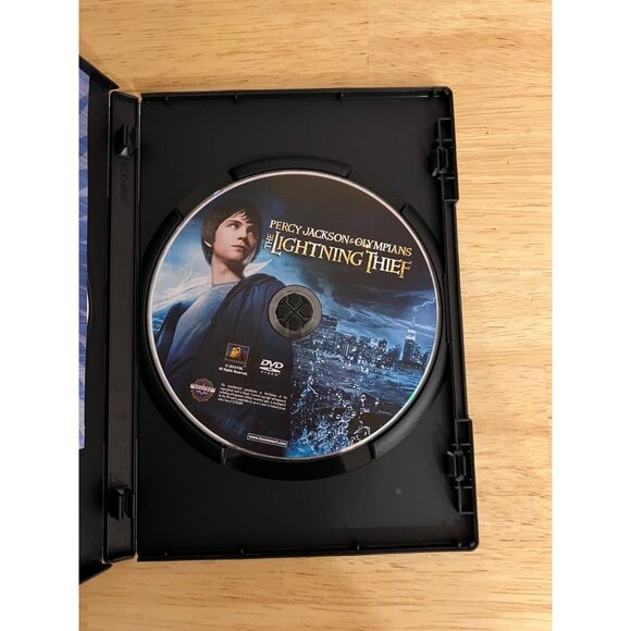 Percy Jackson & The Olympians The Lightning Thief 2010 DVD Fantasy Pre-Owned - Picture 3 of 4